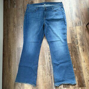 a.n.a. Boutique slim bootcut jean 20W